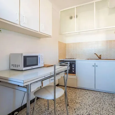 T3 Climatise Proche, Parking - 5 Pers. - Fr-1-696-137 Apartment