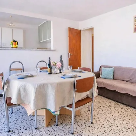 T3 Climatisé Proche, Parking - 5 Pers. - Fr-1-696-137 Appartement *
